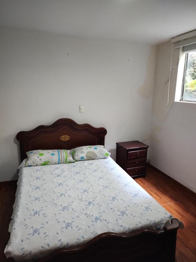 Noras Homestay Laureles Медельїн Екстер'єр фото