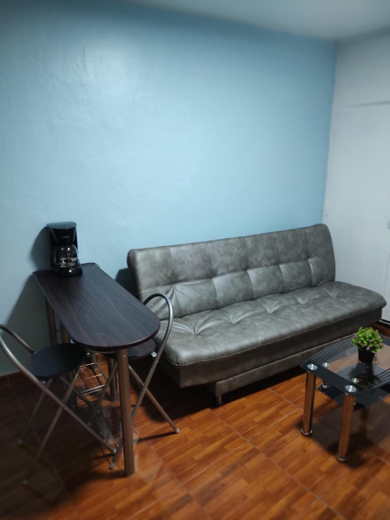 Noras Homestay Laureles Медельїн Екстер'єр фото