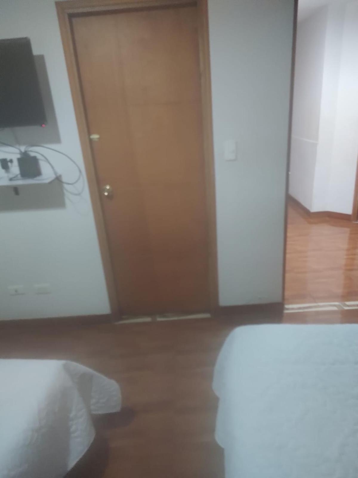 Noras Homestay Laureles Медельїн Екстер'єр фото